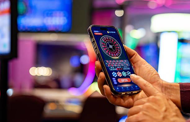 cwd mobile app showing account dashboard with balance and payment options